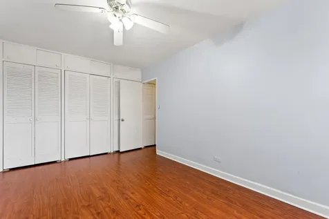 4920 North Marine Drive Chicago IL 60640