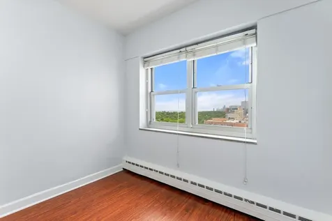 4920 North Marine Drive Chicago IL 60640