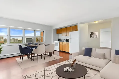 4920 North Marine Drive Chicago IL 60640