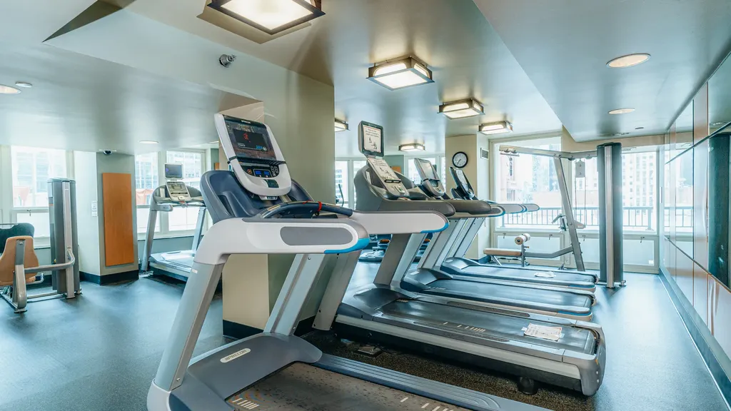 345 North La Salle Drive Chicago IL 60654