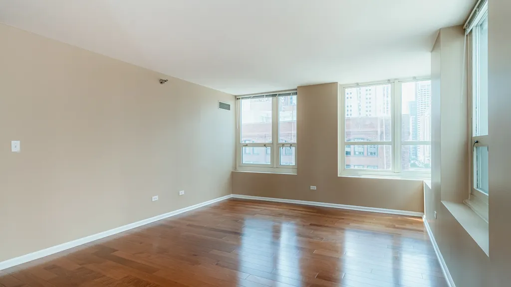 345 North La Salle Drive Chicago IL 60654