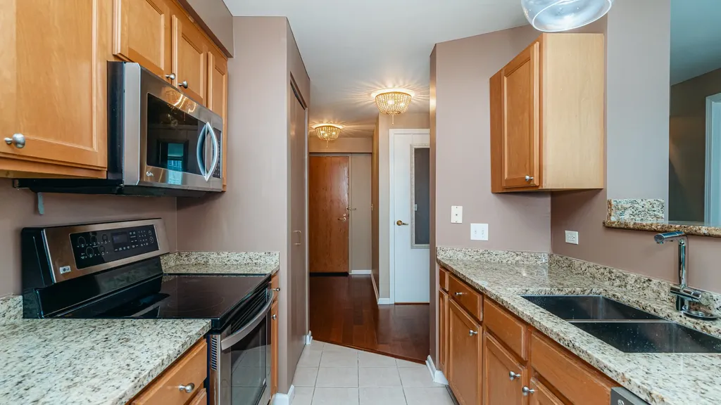 345 North La Salle Drive Chicago IL 60654
