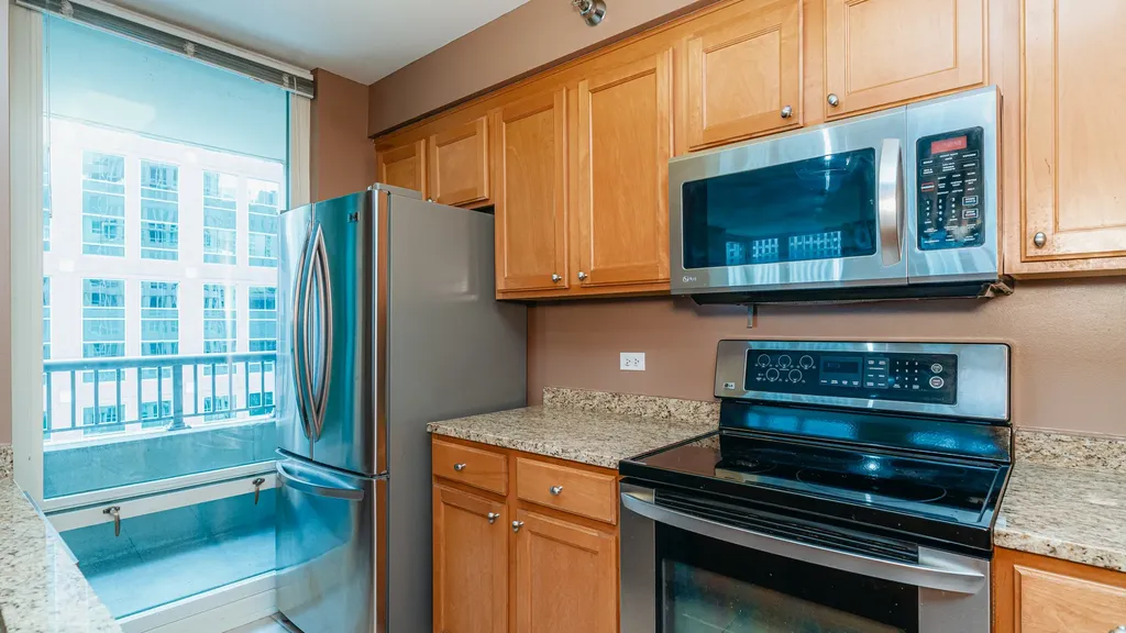 345 North La Salle Drive Chicago IL 60654