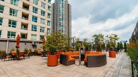 345 North La Salle Drive Chicago IL 60654