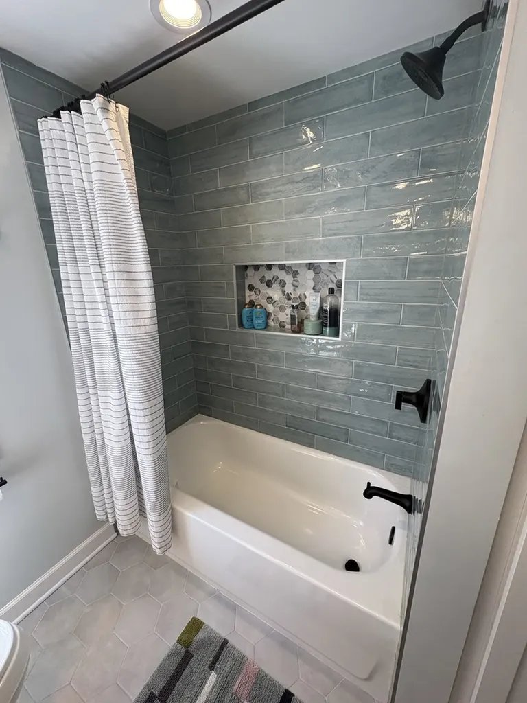 5058 West Wrightwood Avenue Chicago IL 60639