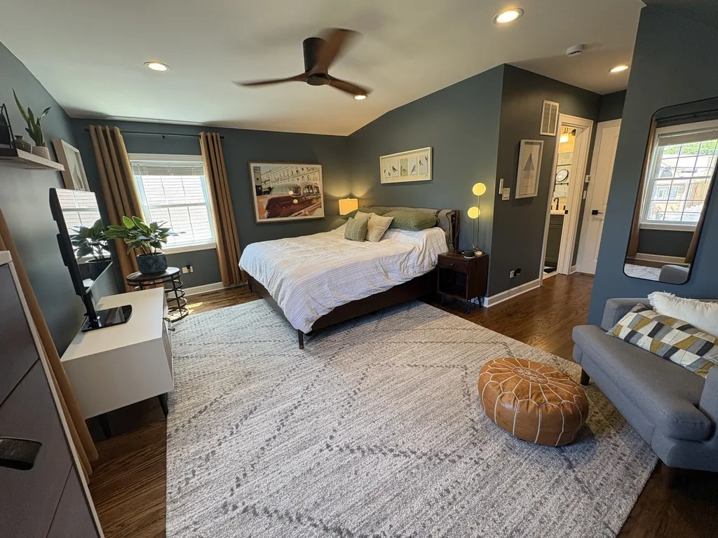 5058 West Wrightwood Avenue Chicago IL 60639