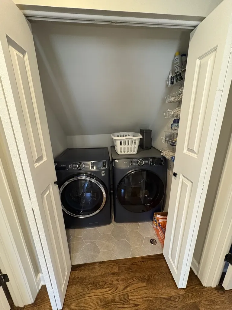 5058 West Wrightwood Avenue Chicago IL 60639
