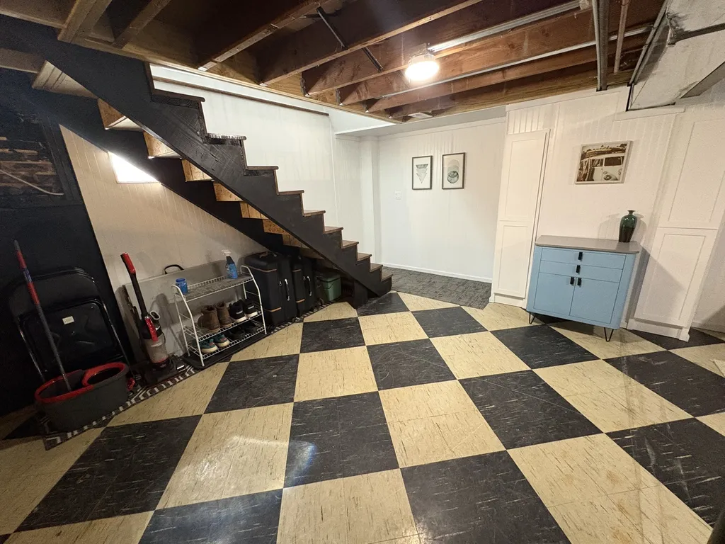 5058 West Wrightwood Avenue Chicago IL 60639