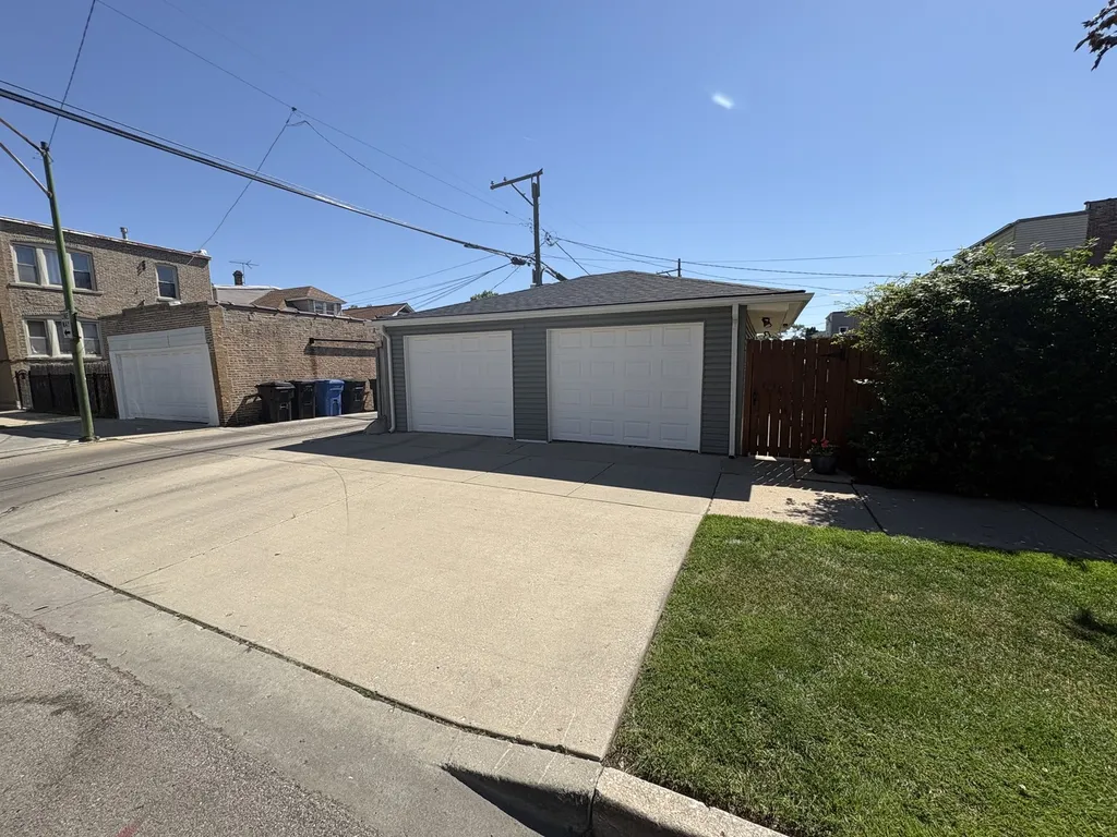5058 West Wrightwood Avenue Chicago IL 60639