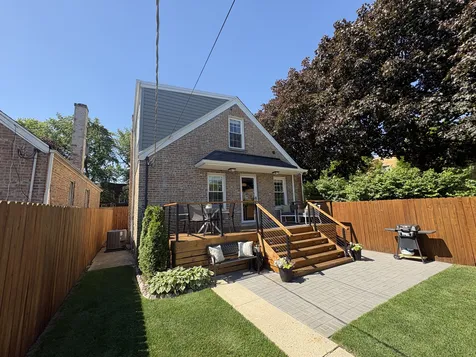 5058 West Wrightwood Avenue Chicago IL 60639