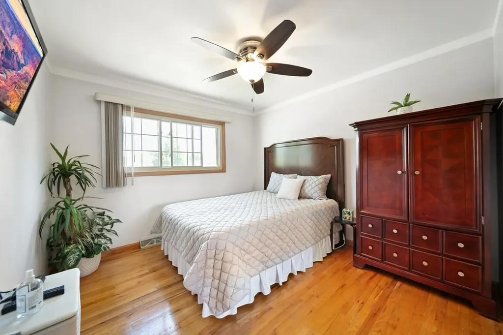365 West Myrick Avenue Addison IL 60101
