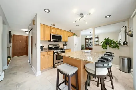 365 West Myrick Avenue Addison IL 60101