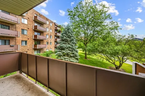 840 Wellington Avenue Elk Grove Village IL 60007