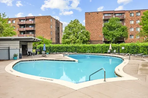 840 Wellington Avenue Elk Grove Village IL 60007