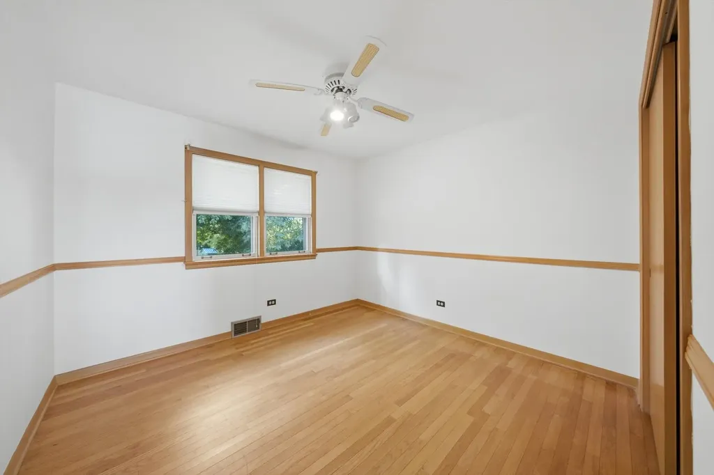 2912 Old Glenview Road Wilmette IL 60091