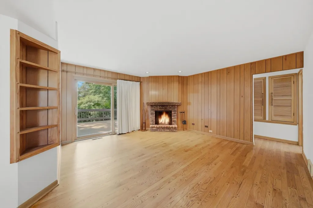 2912 Old Glenview Road Wilmette IL 60091