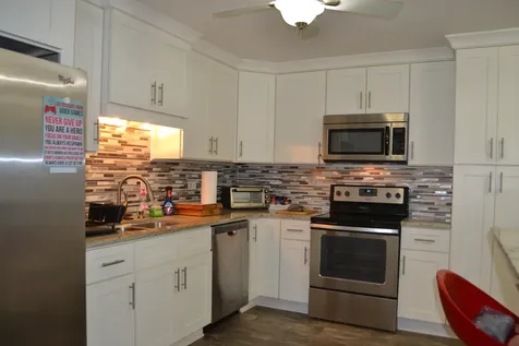 10048 South Pulaski Road Oak Lawn IL 60453