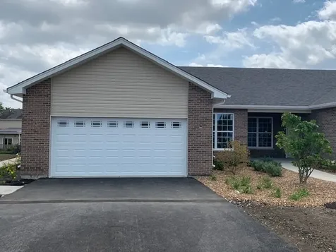 455 BUILDING 9 Ridge Lane Bolingbrook IL 60440