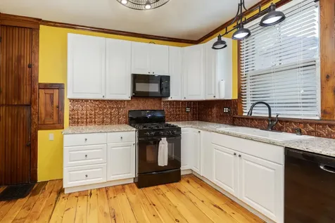 407 West Grove Street W Pontiac IL 61764