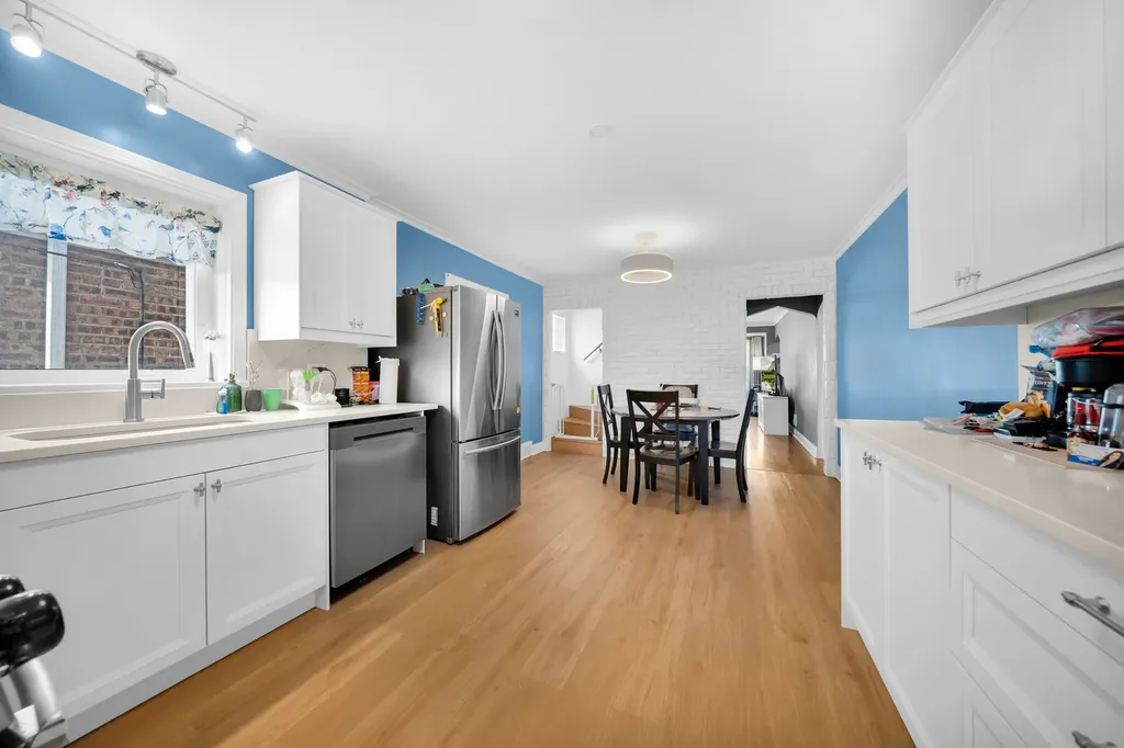 6805 South Kildare Avenue Chicago IL 60629