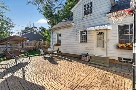 1618 Glenwood Avenue Joliet IL 60435