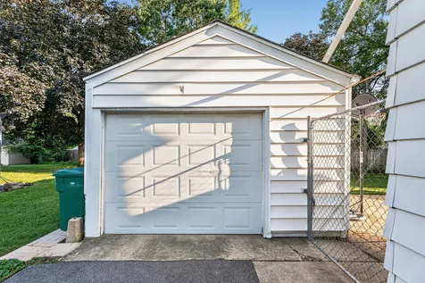 1618 Glenwood Avenue Joliet IL 60435