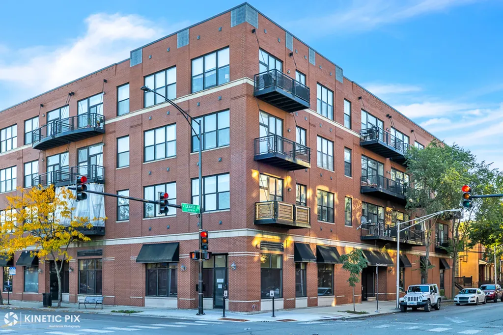 1 South Leavitt Street Chicago IL 60612