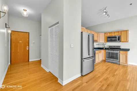 1 South Leavitt Street Chicago IL 60612