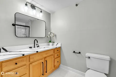 1 South Leavitt Street Chicago IL 60612