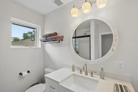 20W276 Belmont Place Addison IL 60101