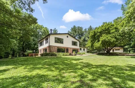1368 East 16th Road Streator IL 61364