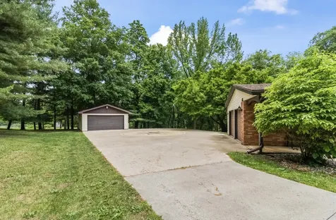 1368 East 16th Road Streator IL 61364