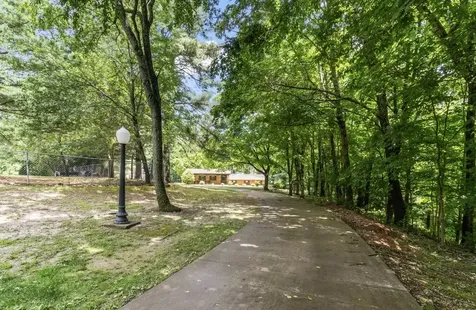 1368 East 16th Road Streator IL 61364