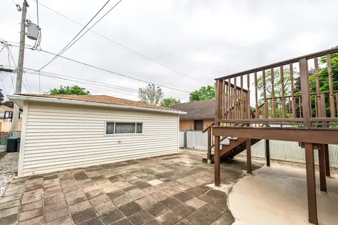 2359 Burr Oak Avenue North Riverside IL 60546