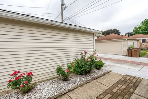 2359 Burr Oak Avenue North Riverside IL 60546