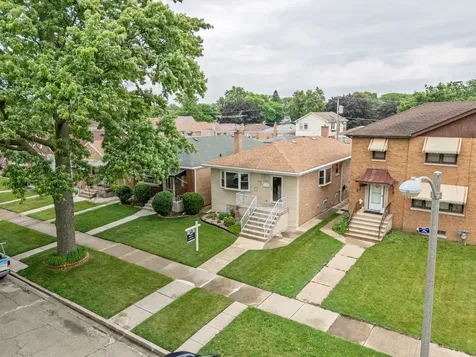 2359 Burr Oak Avenue North Riverside IL 60546