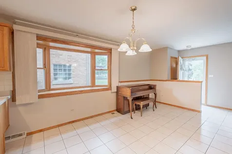 2359 Burr Oak Avenue North Riverside IL 60546