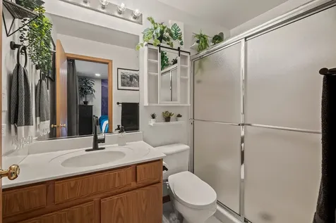 2418 Courtyard Circle Aurora IL 60506