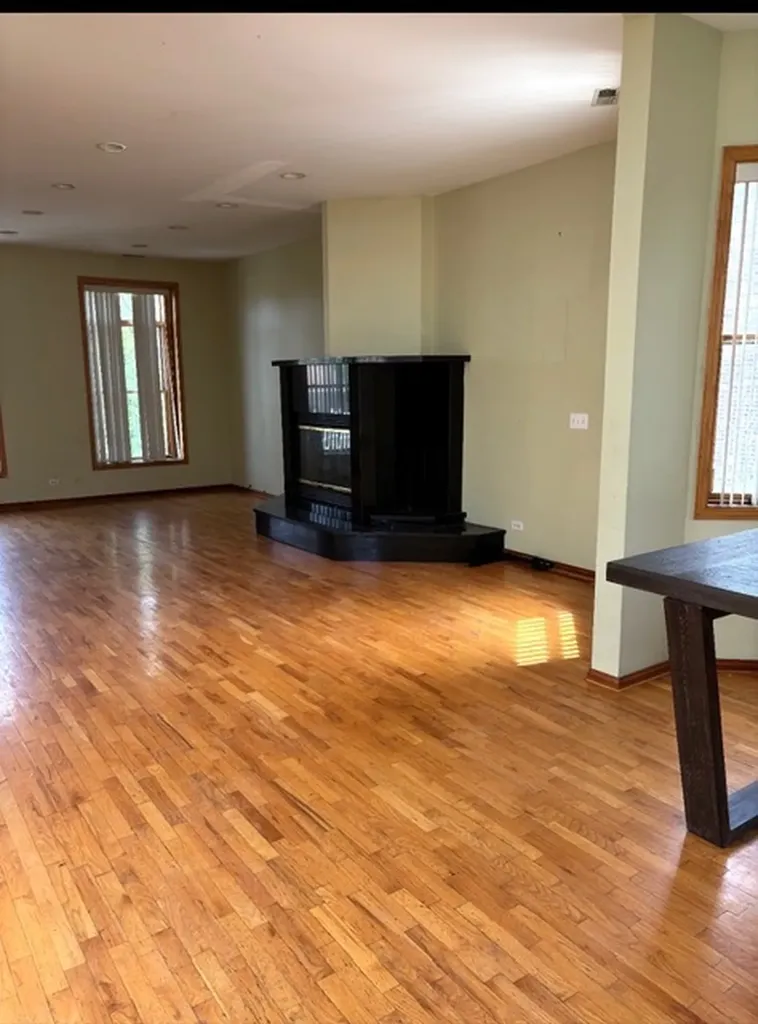 3212 South Wallace Street Chicago IL 60616