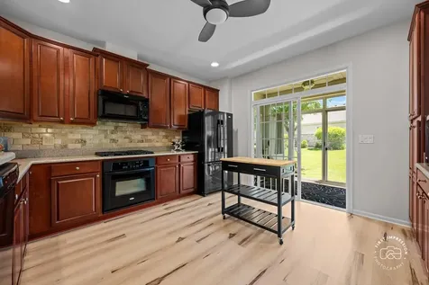 4037 Candlewood Lane Naperville IL 60564