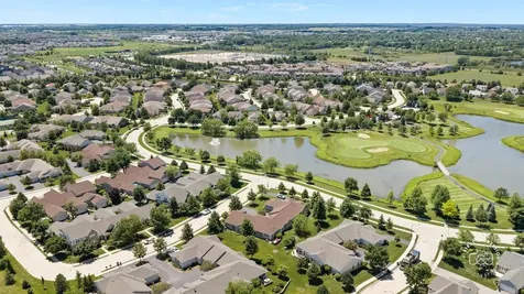 4037 Candlewood Lane Naperville IL 60564