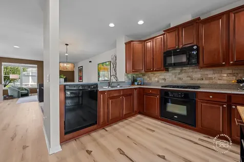 4037 Candlewood Lane Naperville IL 60564