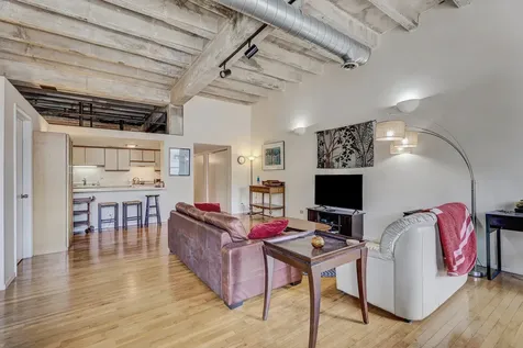 2525 North Sheffield Avenue Chicago IL 60614