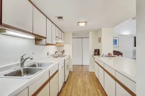 2525 North Sheffield Avenue Chicago IL 60614