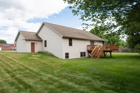 10092 Raindance Drive E Rochelle IL 61068