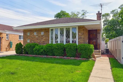 109 Rice Avenue Bellwood IL 60104