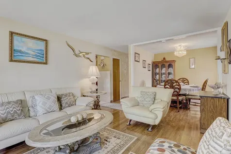 109 Rice Avenue Bellwood IL 60104