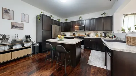 7215 Lexington Court Joliet IL 60431