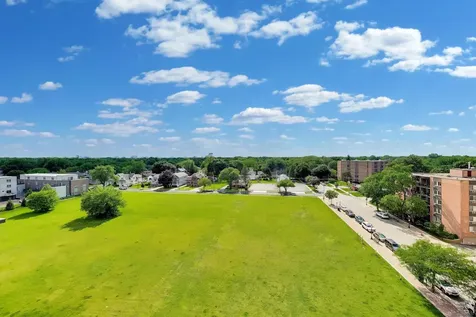 1 South Highland Avenue Arlington Heights IL 60005