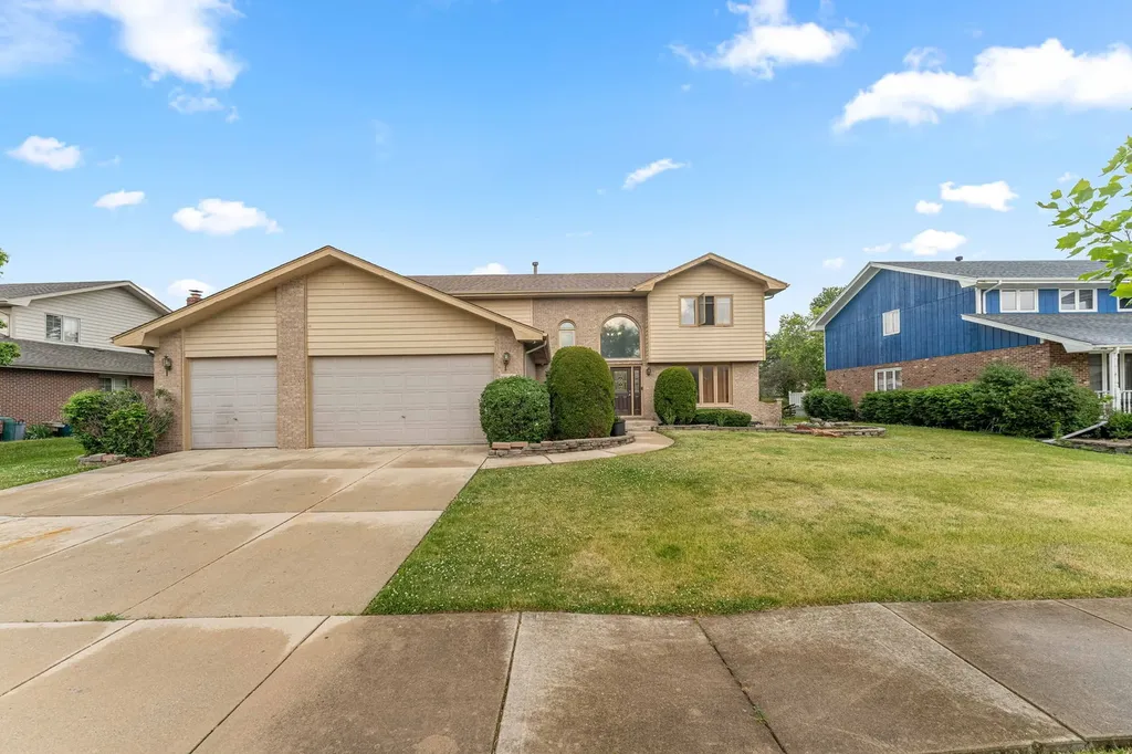 19644 Brookfield Circle Tinley Park IL 60487